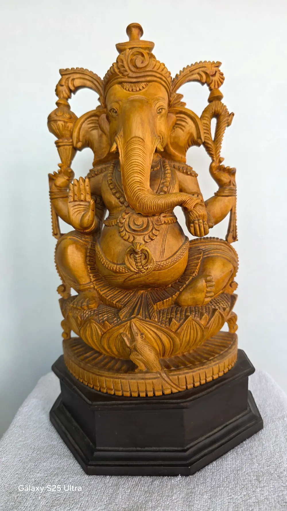 Lord Ganesha Seated on Lotus Pedestal with peedam, Idampuri Vinayagar - 12 inch 
